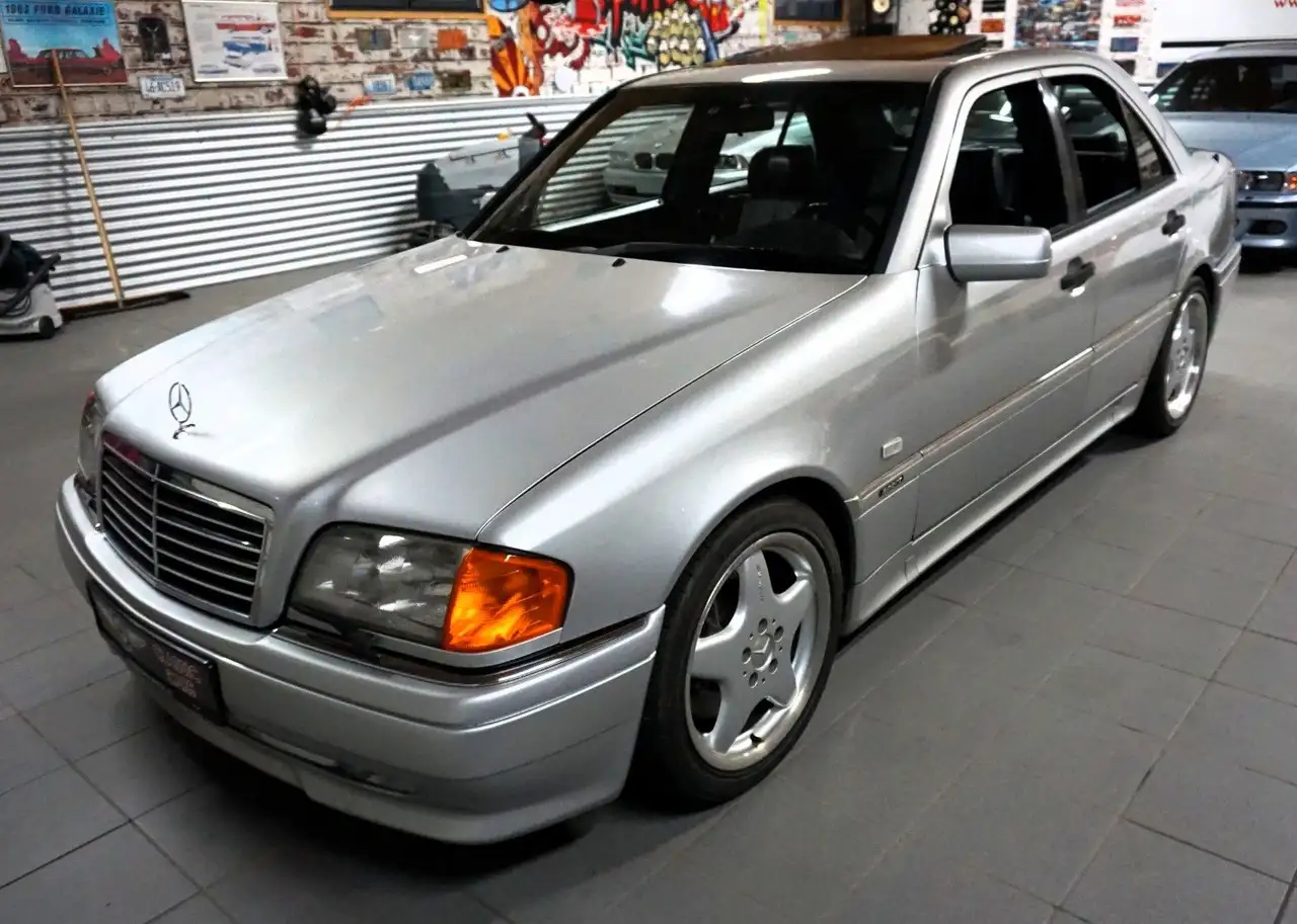 Mercedes-Benz C 36 AMG - erst 101740 KM, foto 9
