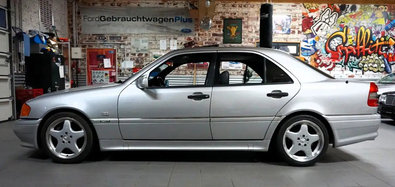 Mercedes-Benz C 36 AMG - erst 101740 KM, foto 11