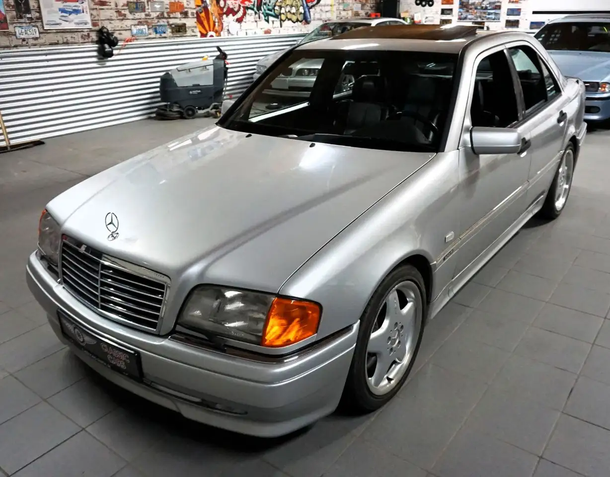 Mercedes-Benz C 36 AMG - erst 101740 KM, foto 8