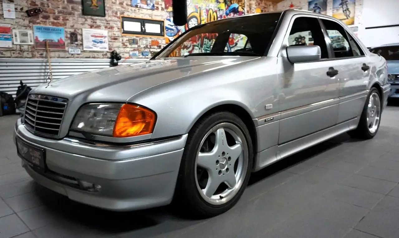 Mercedes-Benz C 36 AMG - erst 101740 KM, foto 10