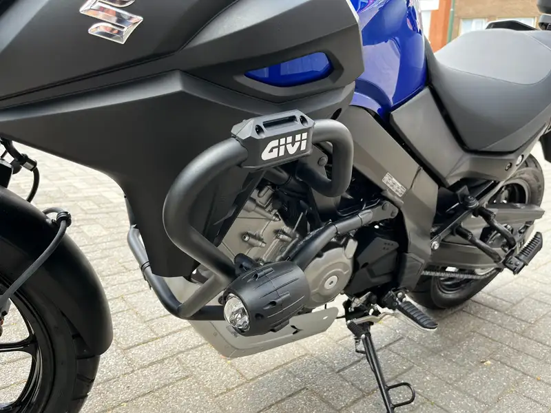 Suzuki V-Strom 650 - foto 6