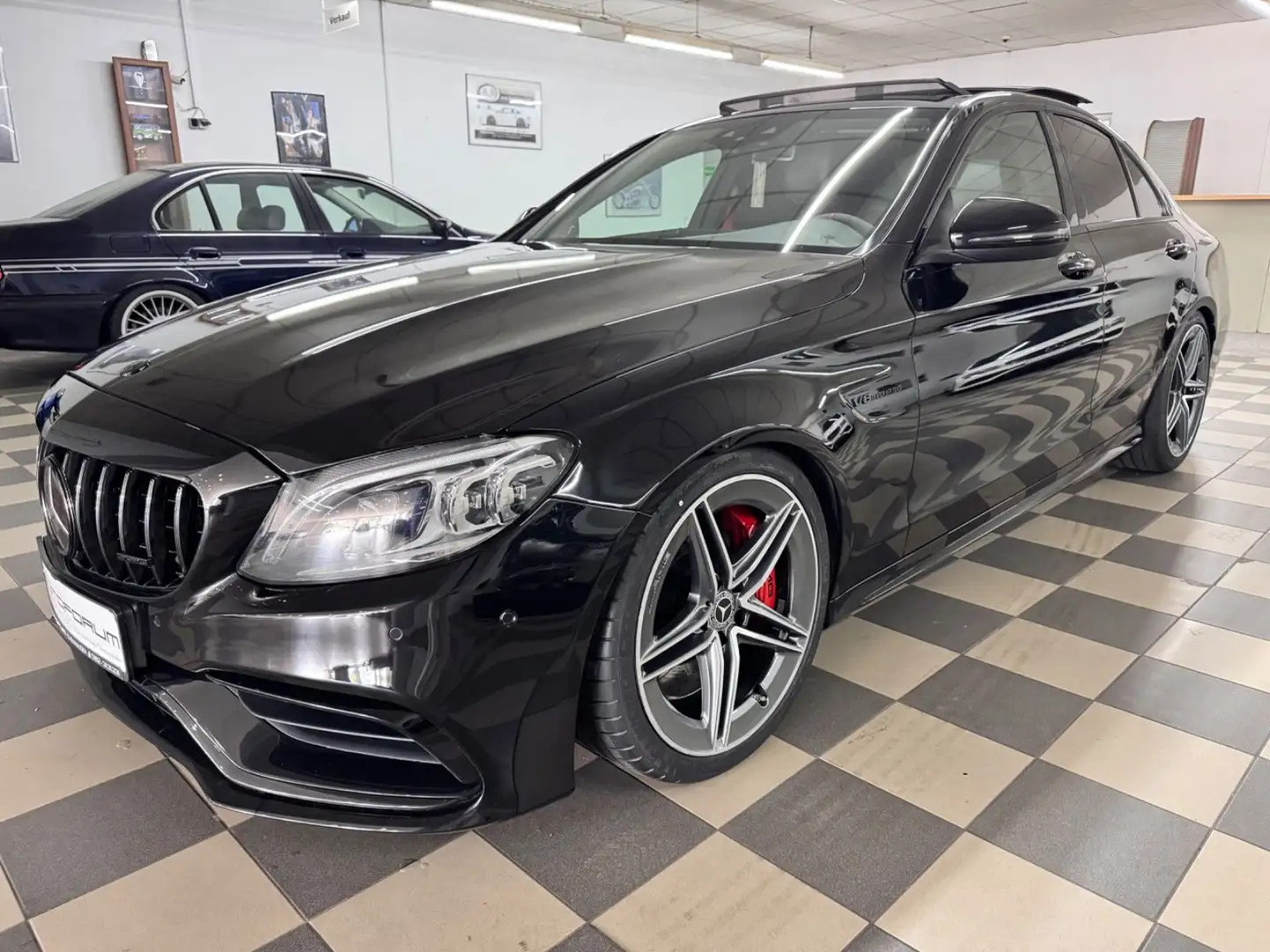 Mercedes-Benz C 63 AMG S  AMG Performance Noir - 2