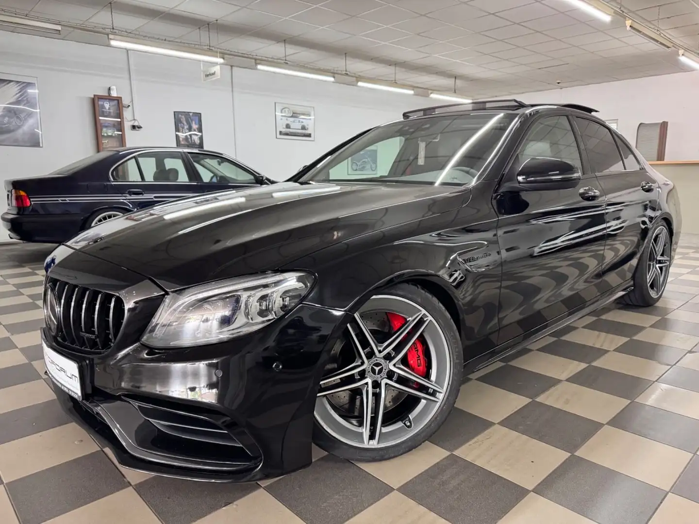 Mercedes-Benz C 63 AMG S  AMG Performance Noir - 1