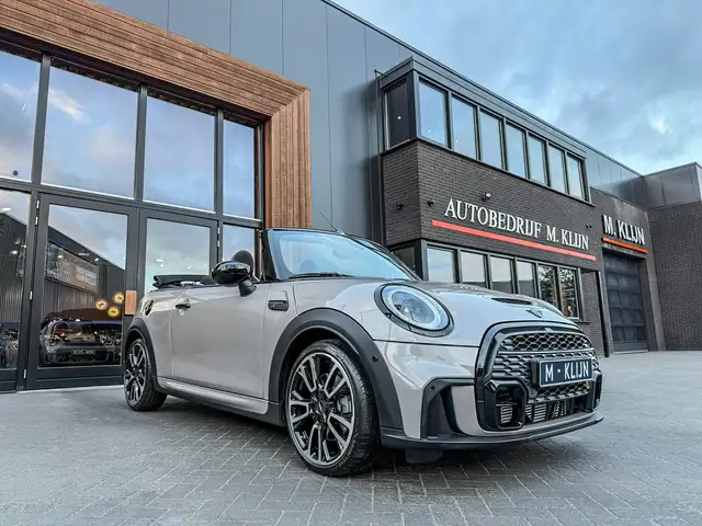 MINI Cooper S Cabrio Mini 2.0 John Cooper Works F1 aut Rooftopgrey/Came