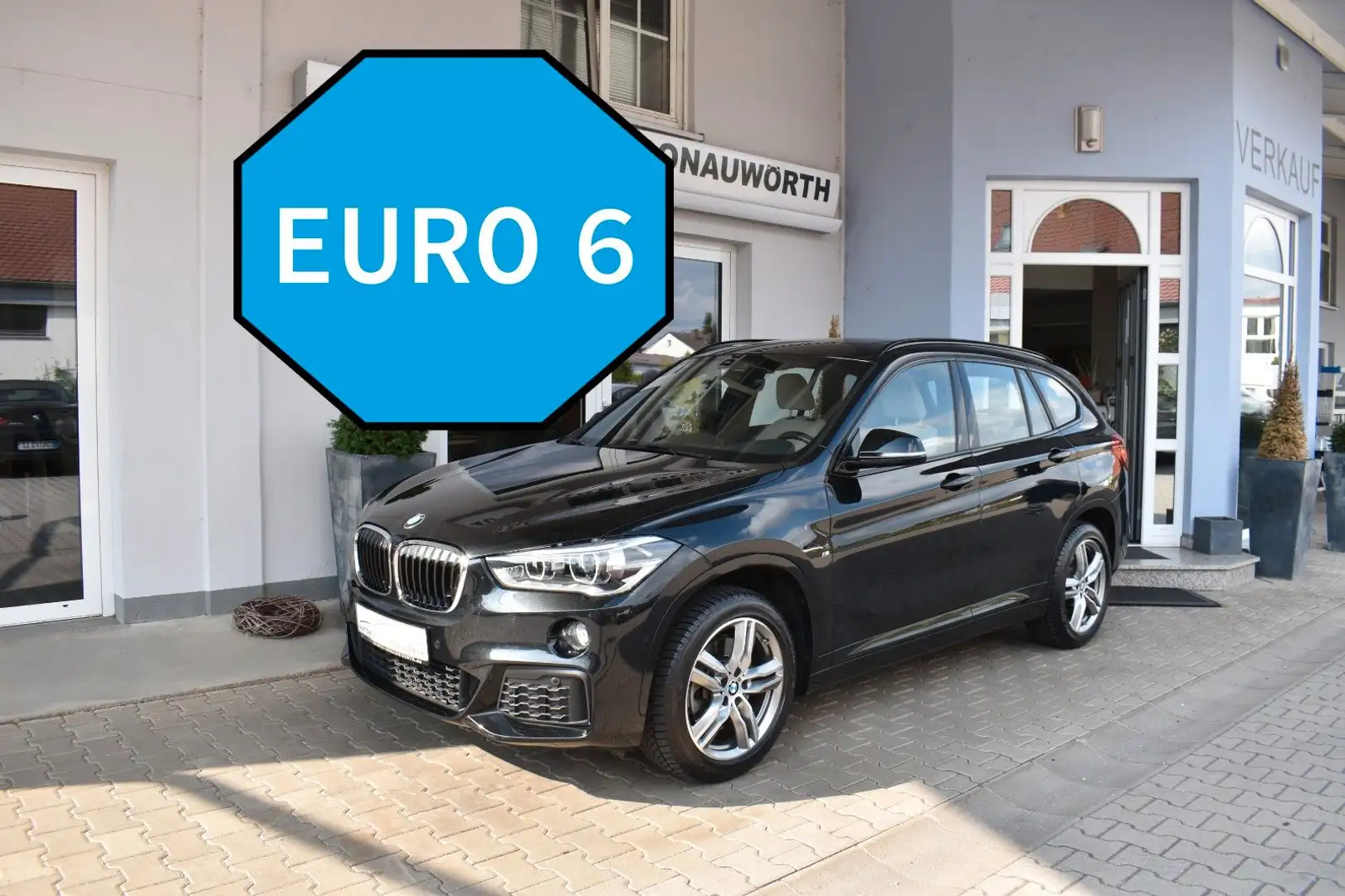BMW X1 xDrive25d Aut. M Sport Navi Keyless AHK Pano Noir - 2