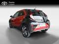 Toyota Aygo X TODOTERRENO 1.0 VVT-I TRENDY EDITION CVT 72 5P Rojo - thumbnail 2