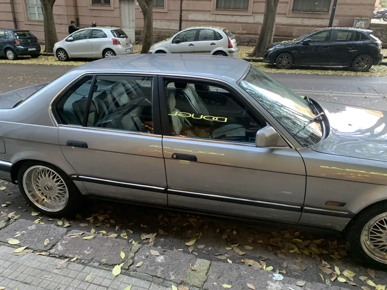 BMW 730i, foto 12