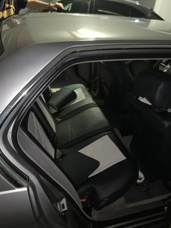 BMW 730i, foto 9