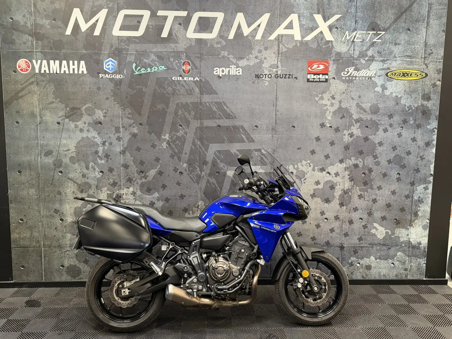 Yamaha Tracer 700 Azul - 1