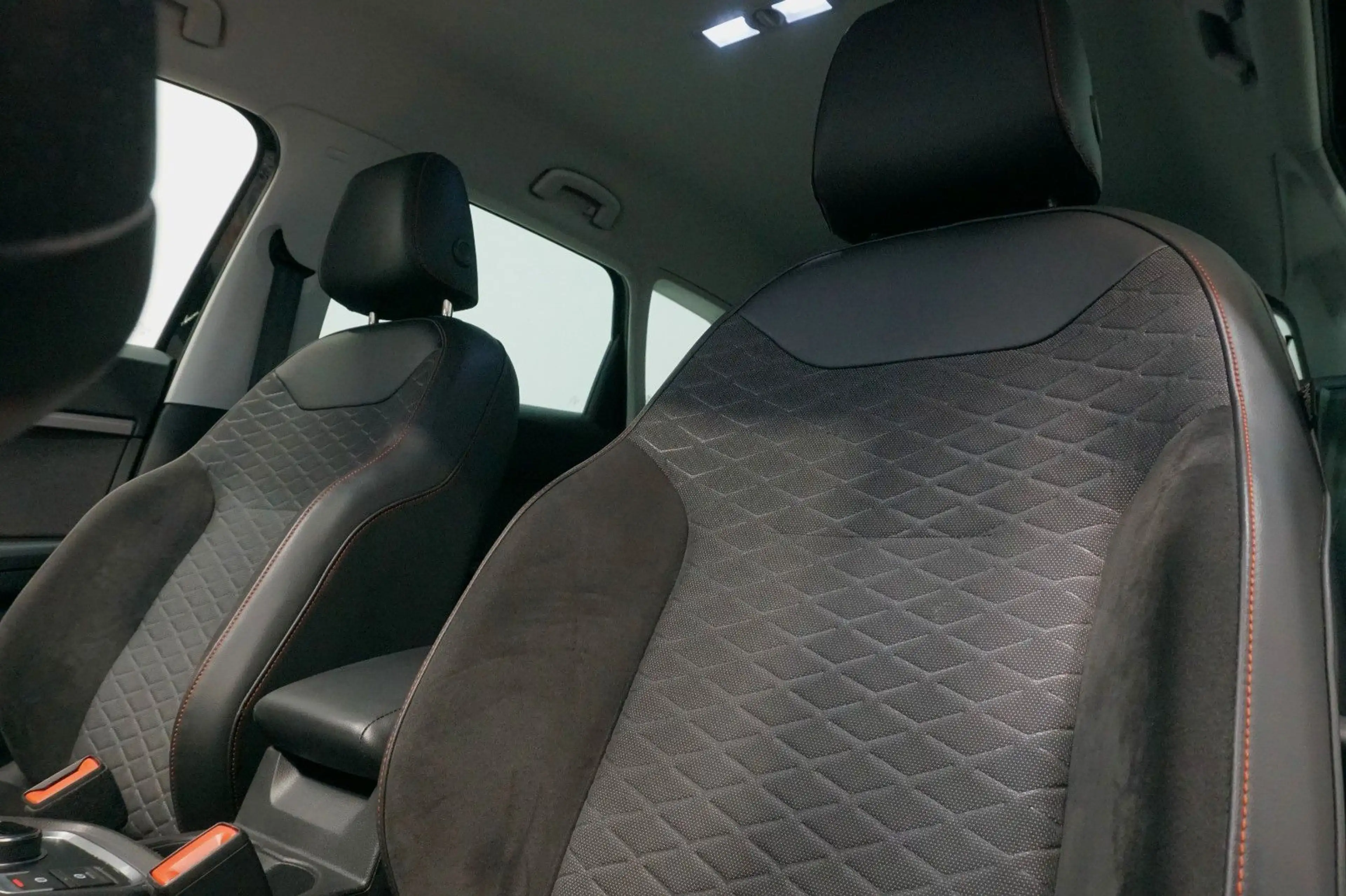 SEAT Ateca 1.5 TSI 150 PS DSG FR | Navi | LED | SHZ — photo 9