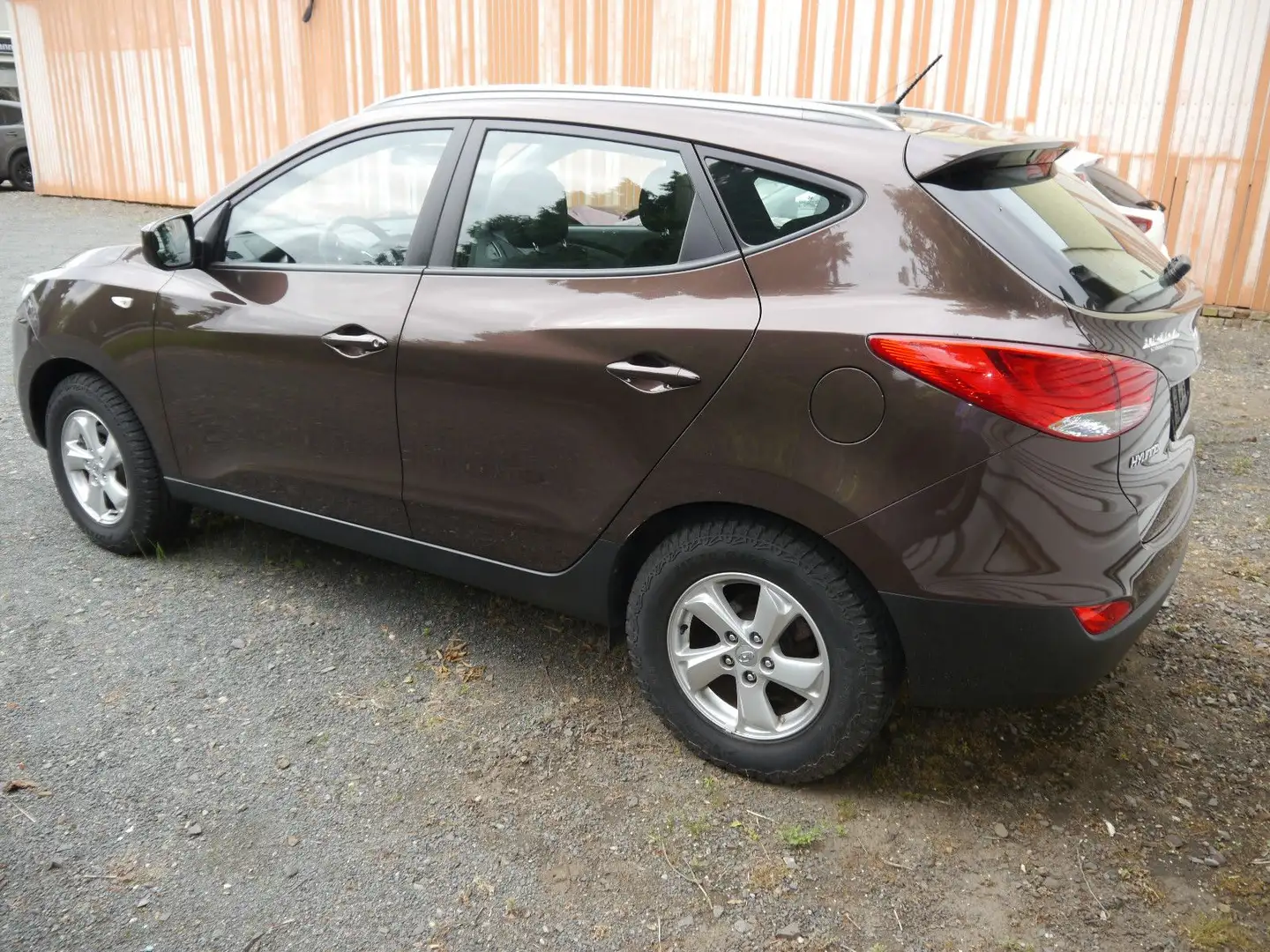 Hyundai iX35 Comfort 2WD wenig Kilometer JUNI AKTION Braun - 2