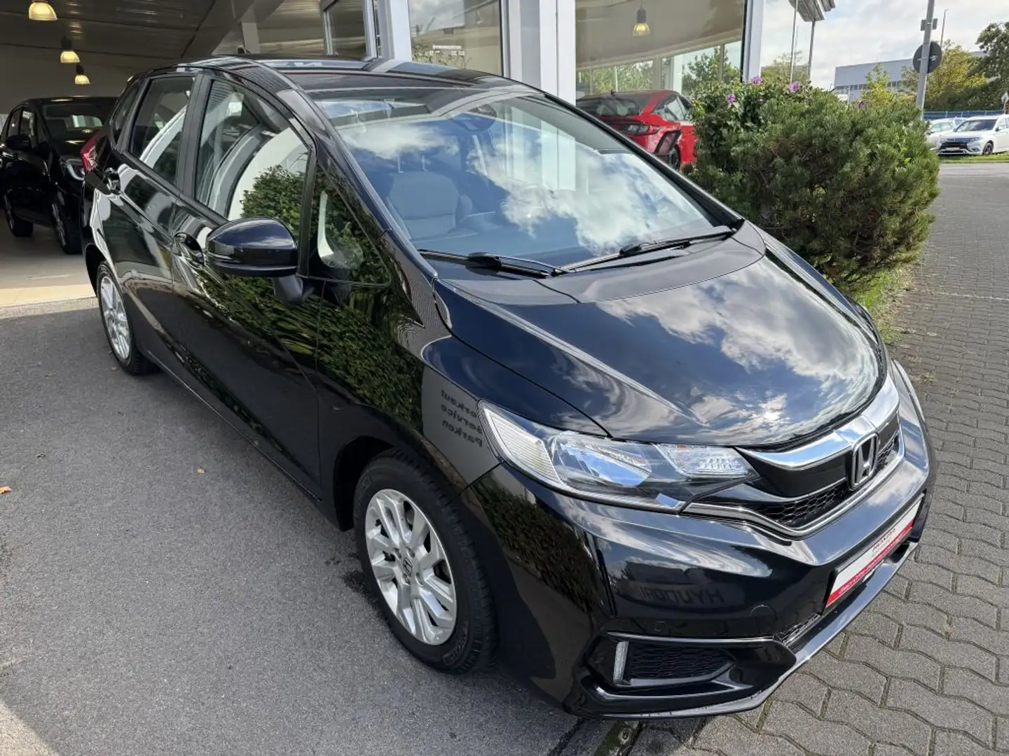 Honda Jazz 1.3 i-VTEC Comfort Schwarz - 1