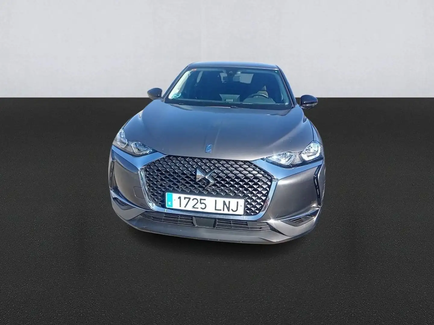 DS Automobiles DS 3 Crossback BlueHDi So Chic 110 Gris - 2