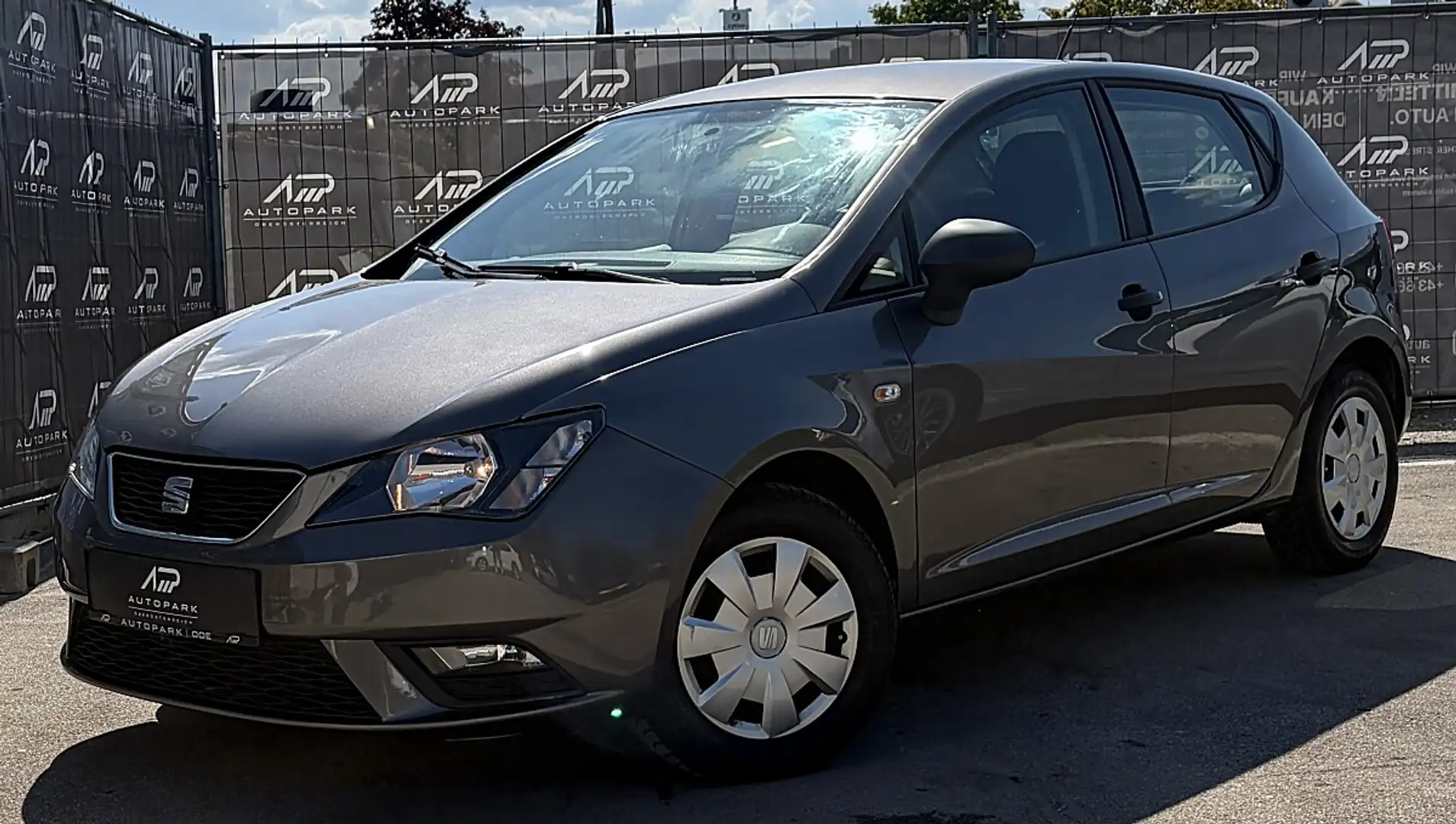 SEAT Ibiza *ERSTBESITZ*Tempomat*Klima*Multifunktionslenkrad* Grau - 1