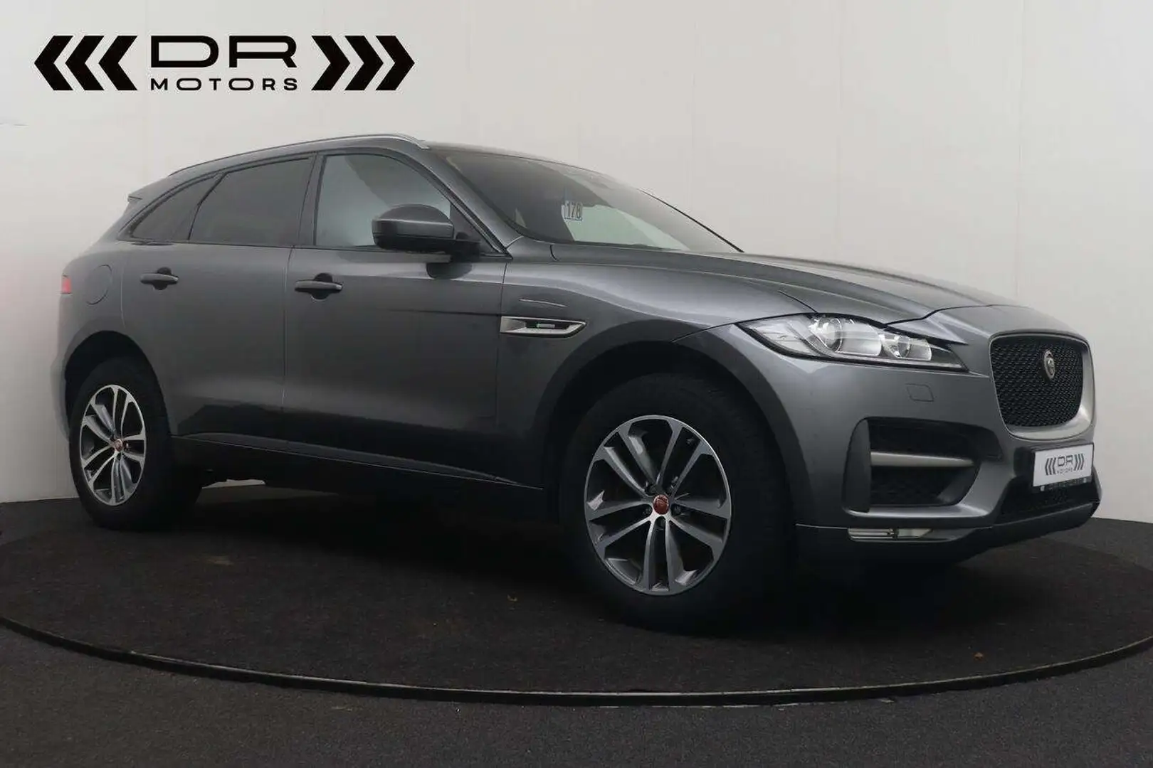 Jaguar F-Pace 2.0d RWD - R-SPORT - NAVI - PANO DAK - 12M GARANTI Grey - 2