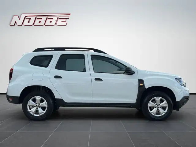 Dacia Duster view 6