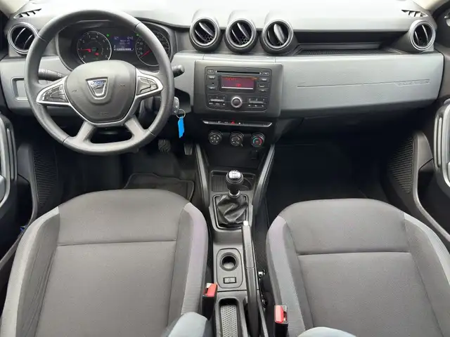 Dacia Duster view 13