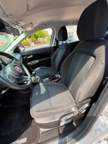 Fiat Tipo view 8
