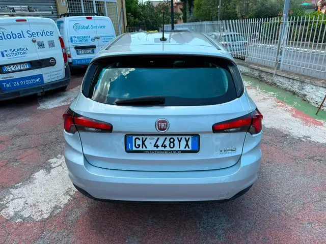 Fiat Tipo view 3