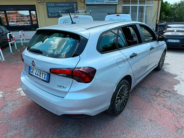Fiat Tipo view 4