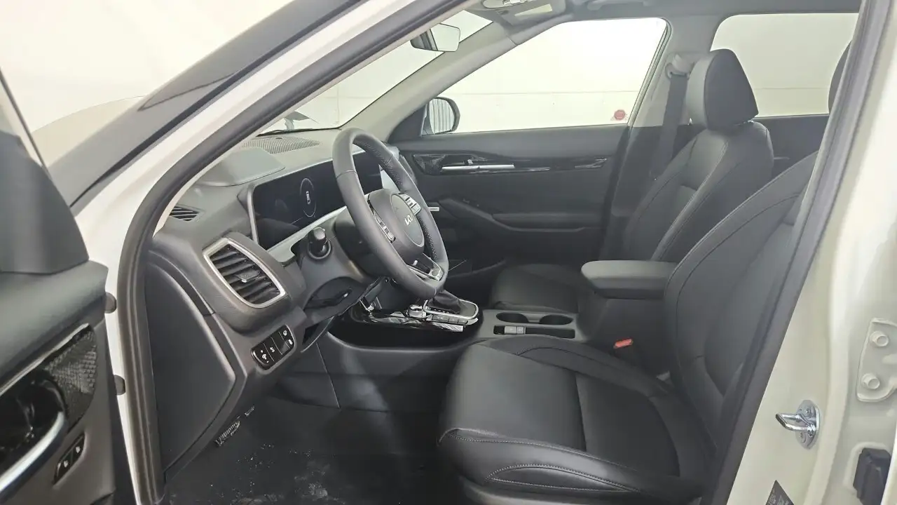 Kia Seltos снимка Kia Seltos