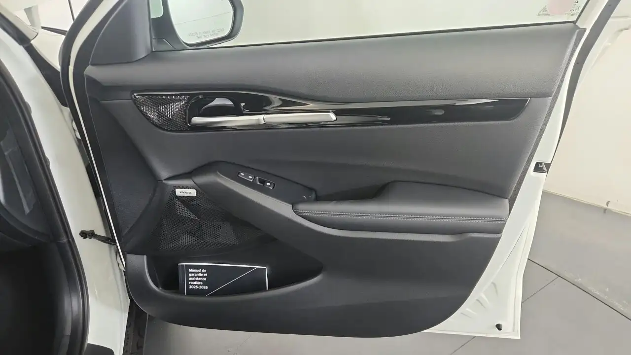 Kia Seltos снимка Kia Seltos