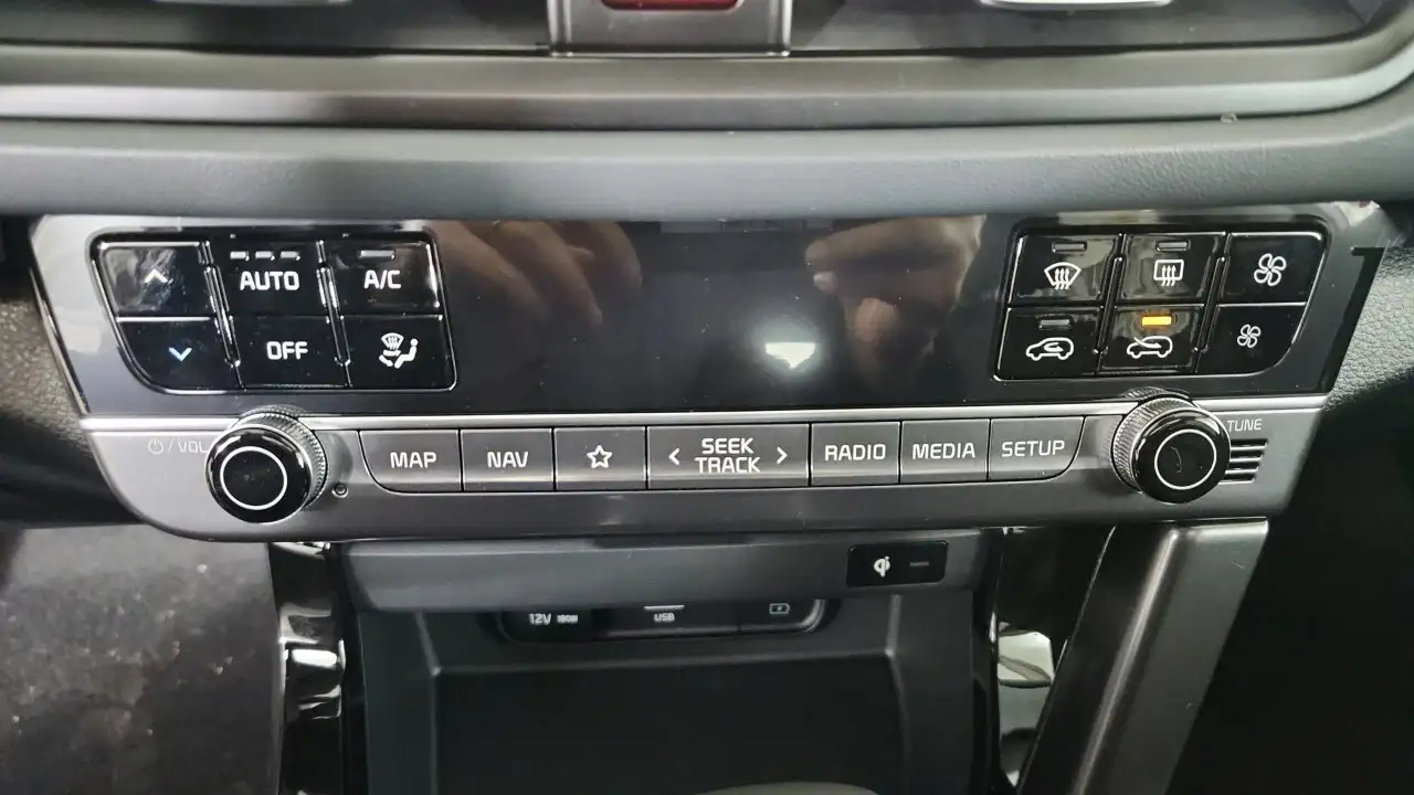 Kia Seltos снимка Kia Seltos