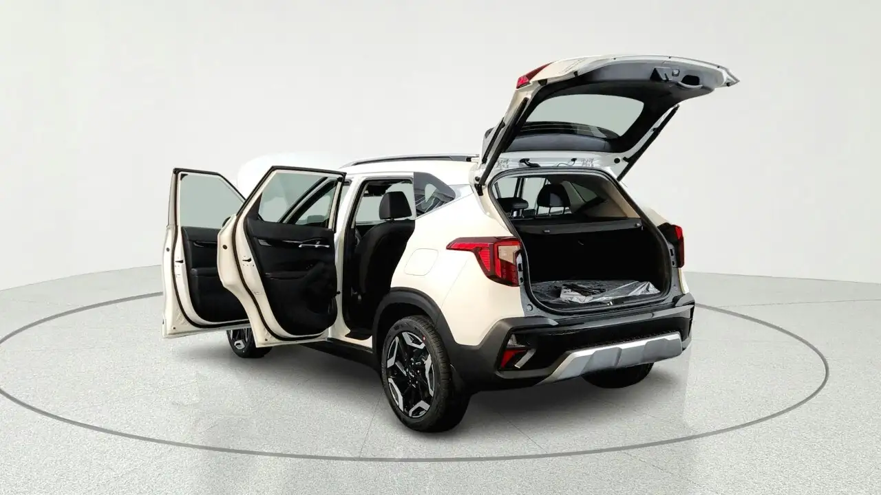 Kia Seltos снимка Kia Seltos