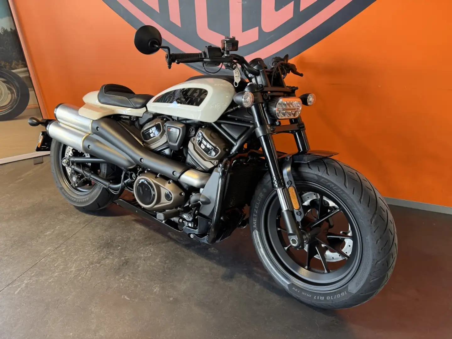 Harley-Davidson Sportster Cruiser s Bej - 2