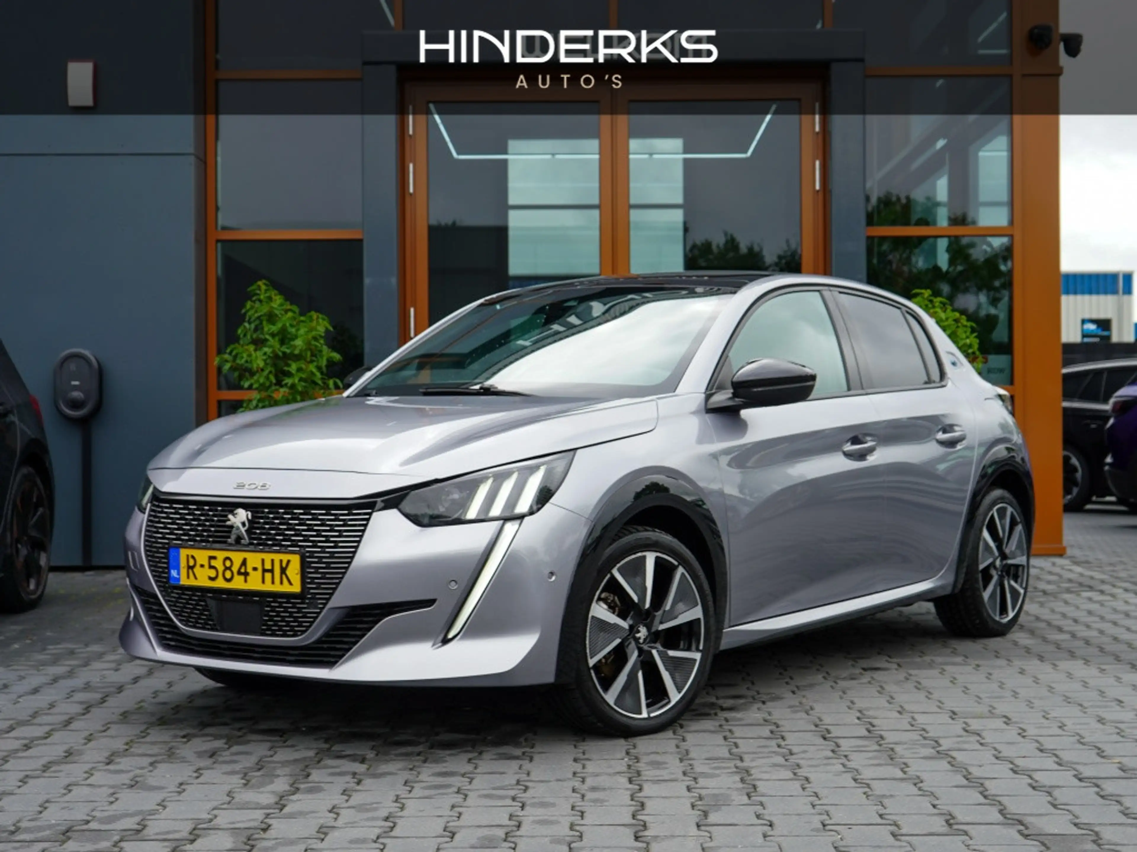 Peugeot e-208 GT Pack 50 kWh | 92,13% SOH | Pano | Stoelverwarmi