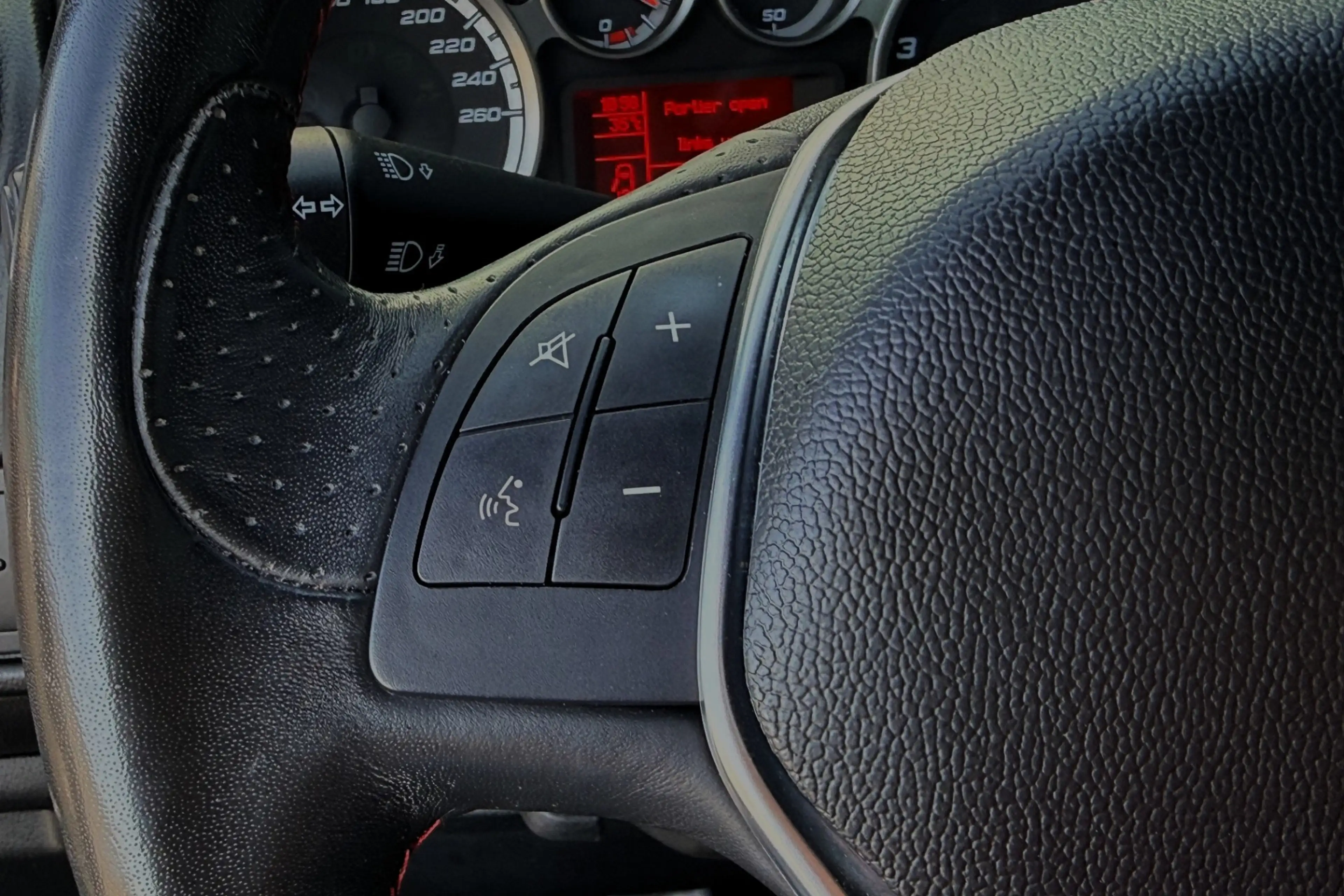 Alfa Romeo MiTo 0.9 TwinAir ECO Super 84165KM! DAB CLIMA CRUISE — photo 10