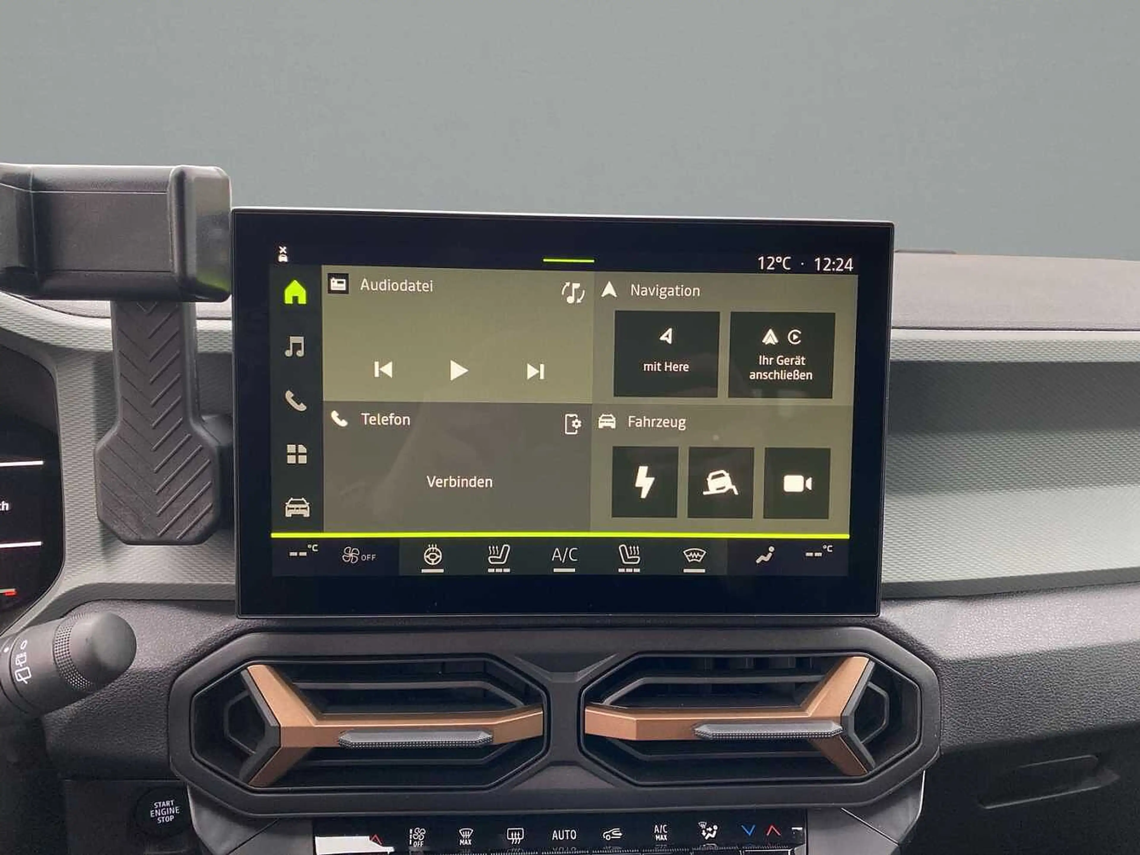 Dacia Bigster Extreme hybrid 155 el.Heckl. SHZ 360° Glasdach Nav — photo 13