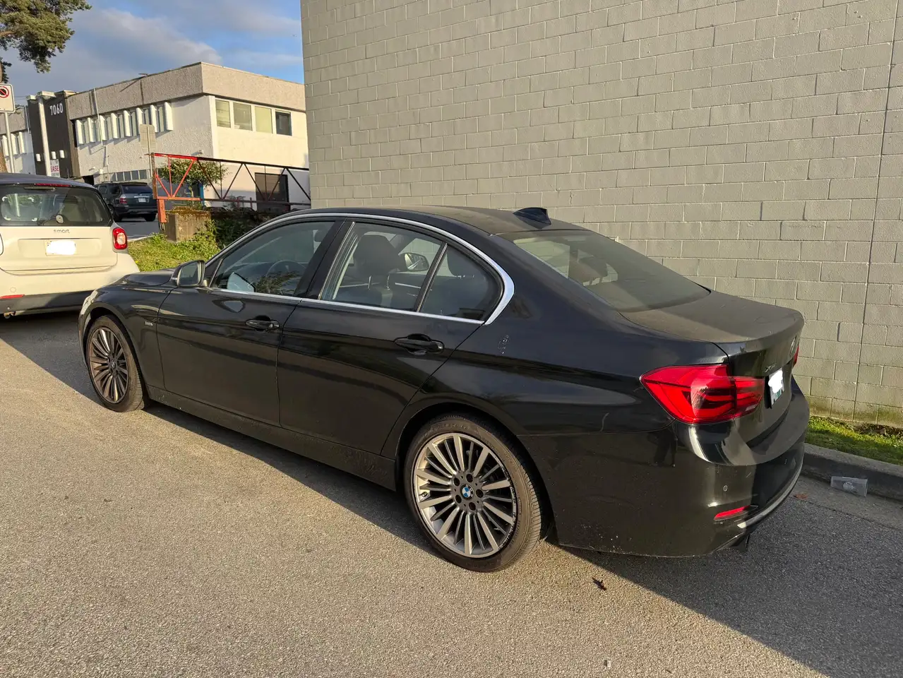 BMW 3 Series снимка BMW 3 Series