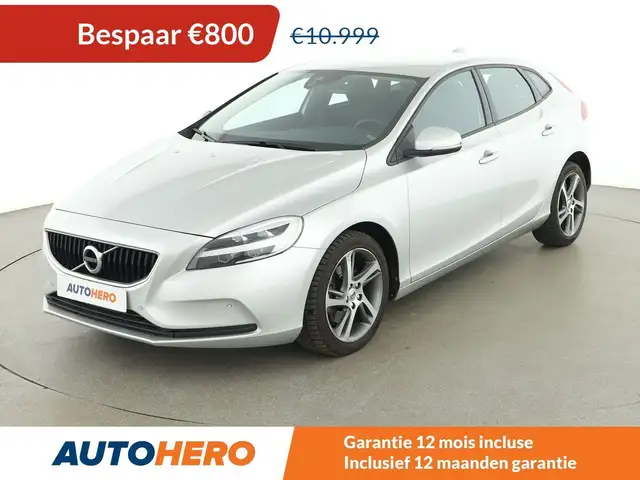 Volvo V40 2.0 T2 Momentum