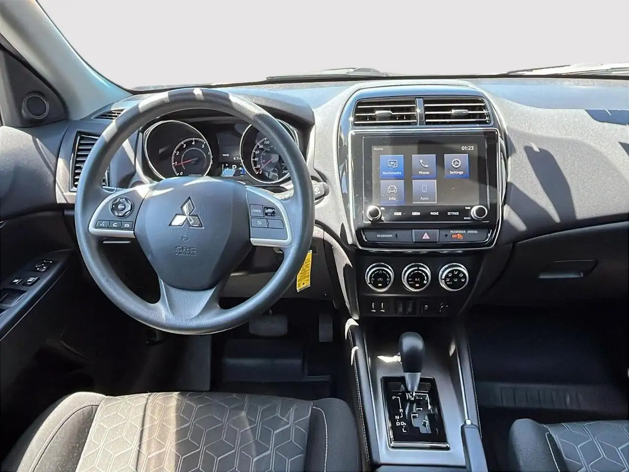 Mitsubishi RVR снимка Mitsubishi RVR