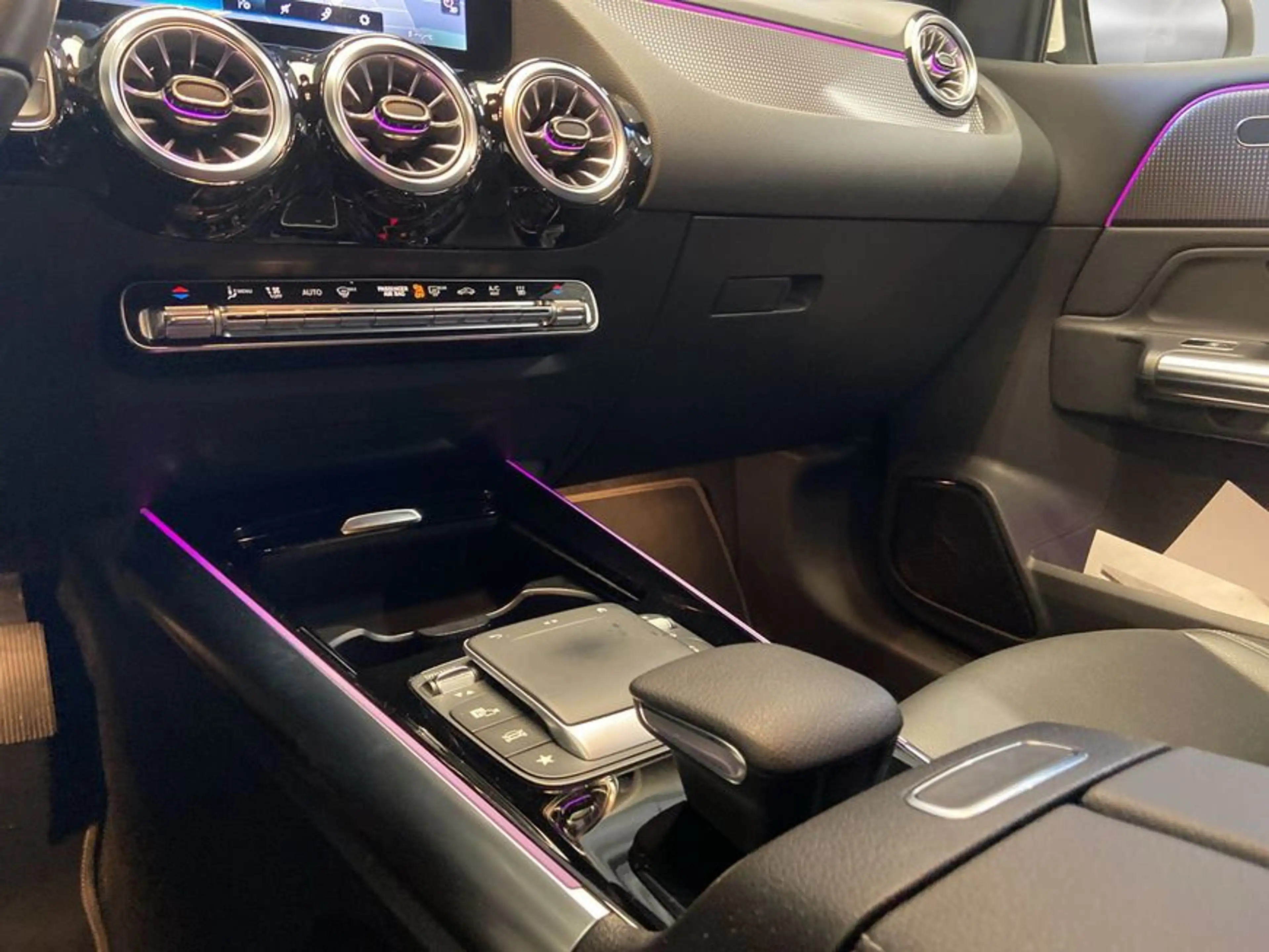 Mercedes-Benz B 250 B-Klasse — photo 14