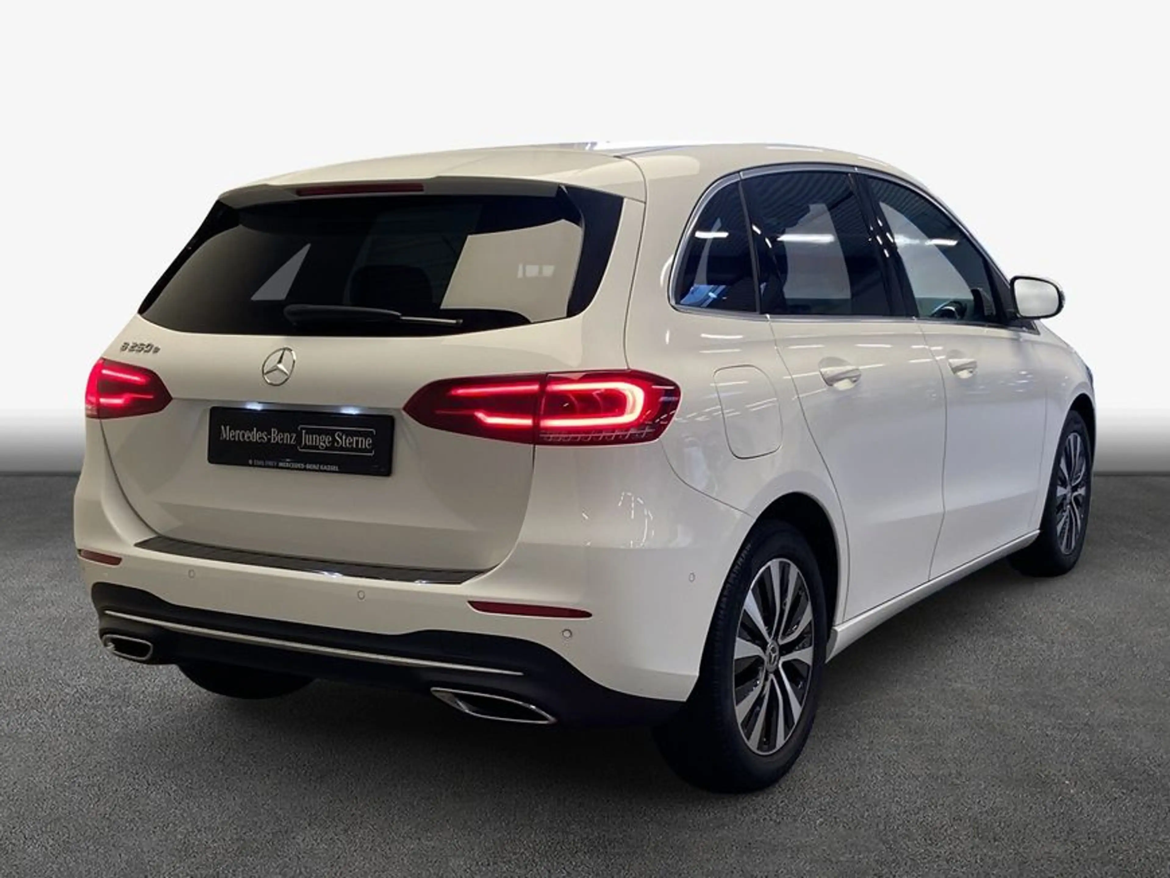 Mercedes-Benz B 250 B-Klasse — photo 2