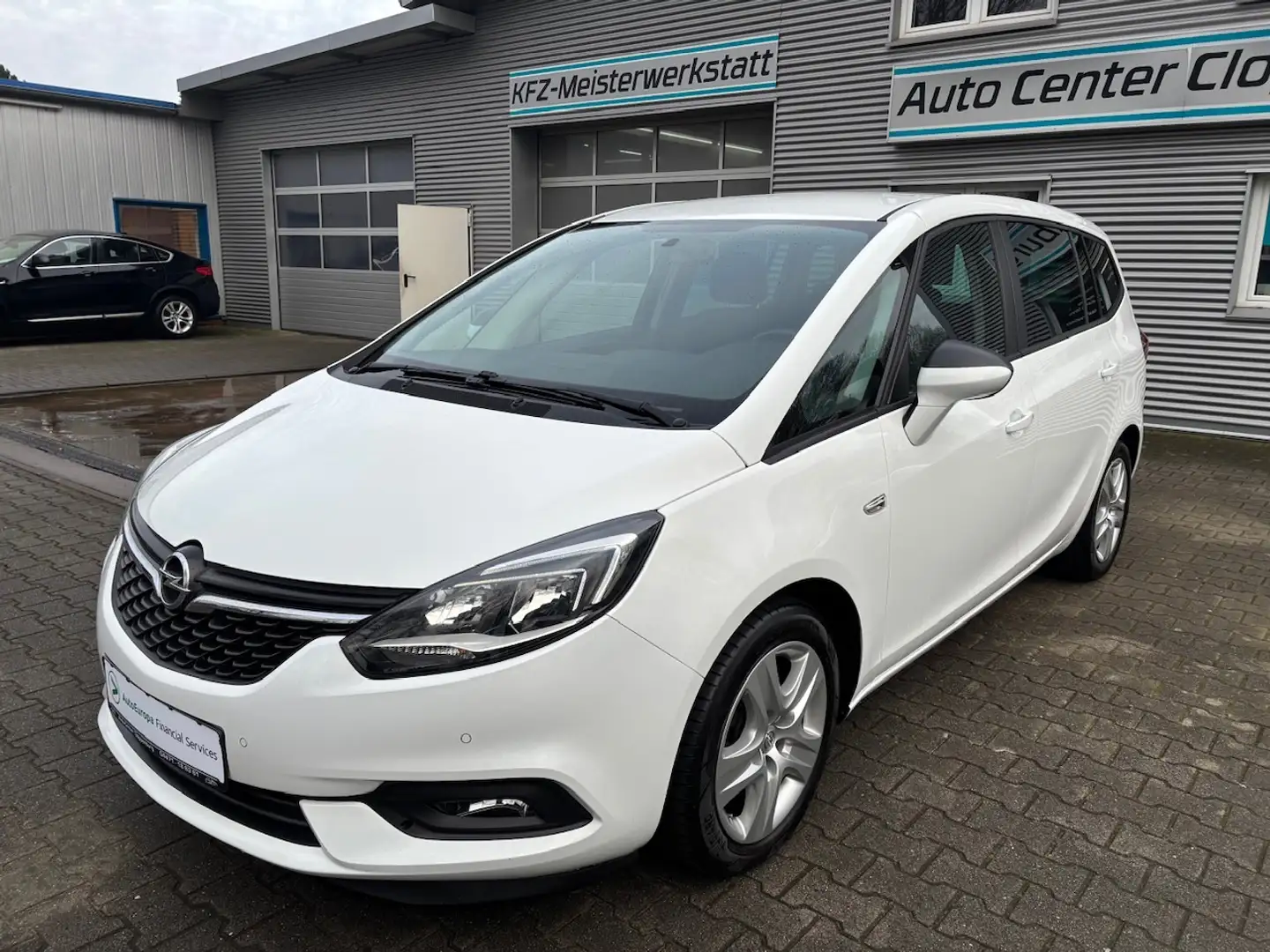 Opel Zafira 1,4 "Business Edition" 7-Sitzer, Automatik Weiß - 1