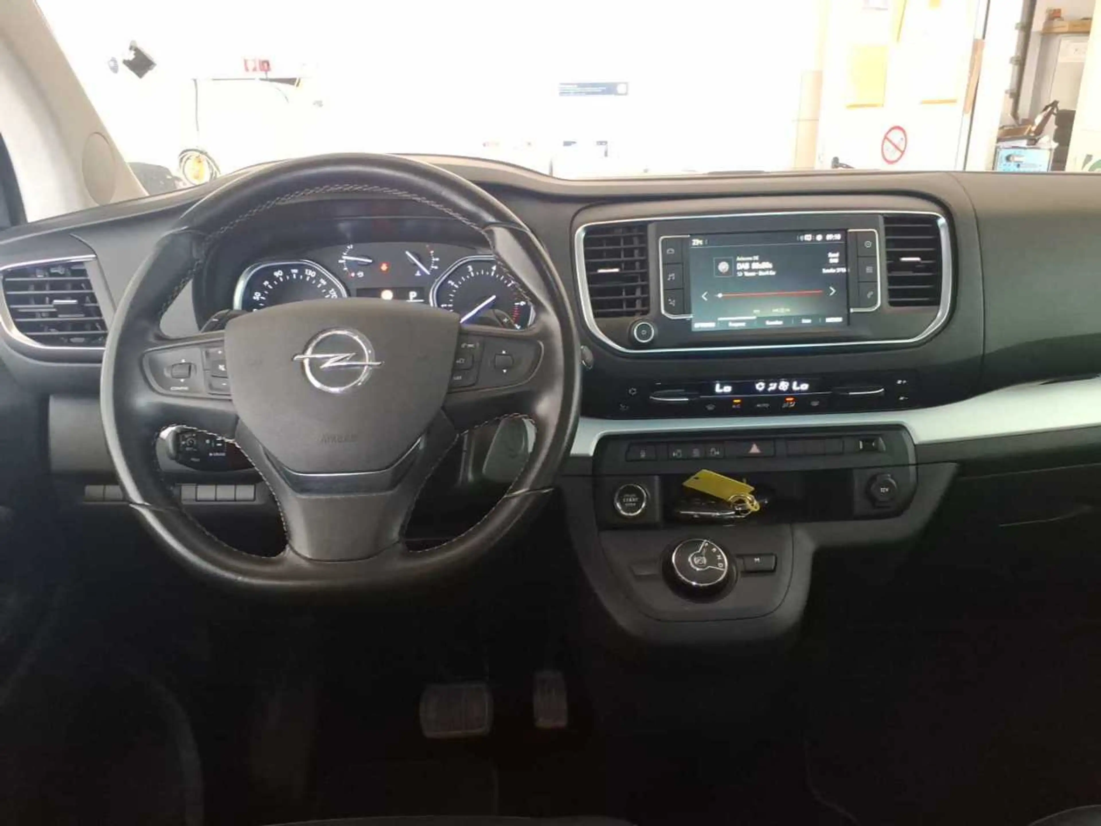 Opel Zafira Life AT8 L Tourer HUD/BiXenon/Leder/Navi — photo 8