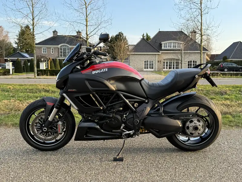 Ducati Diavel - foto 5