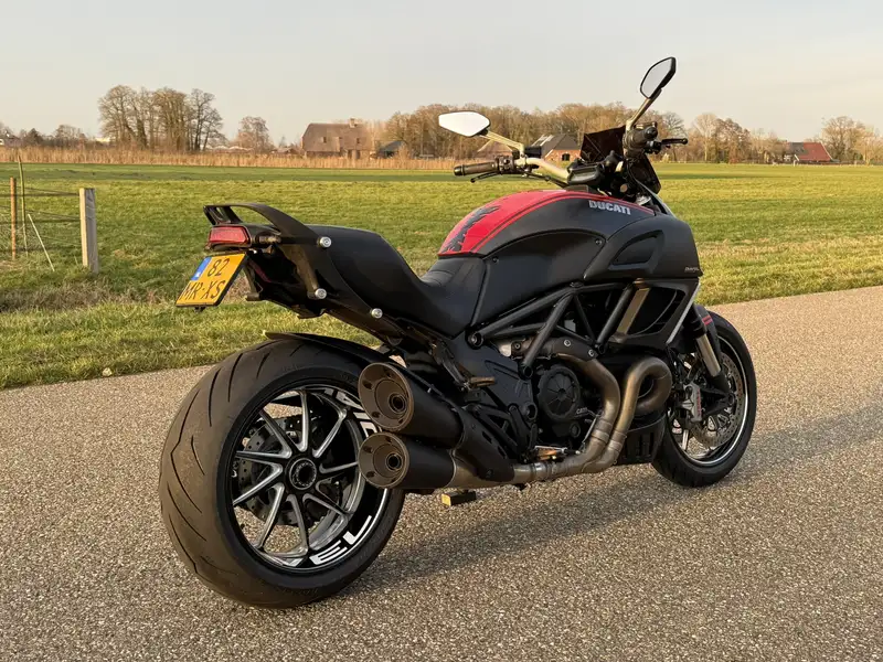 Ducati Diavel - foto 3