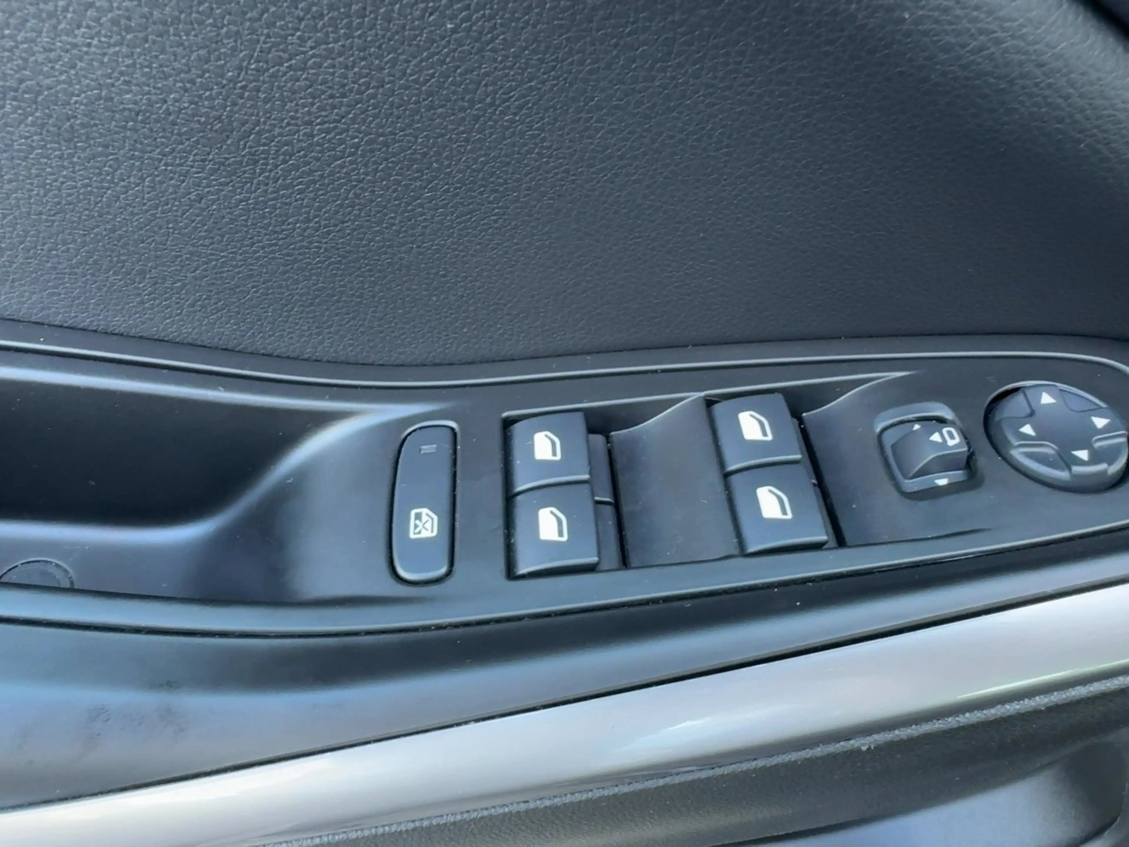 Opel Grandland 1.2 Turbo  GS Line AHK+LED+SHZ+2xKlima — photo 12
