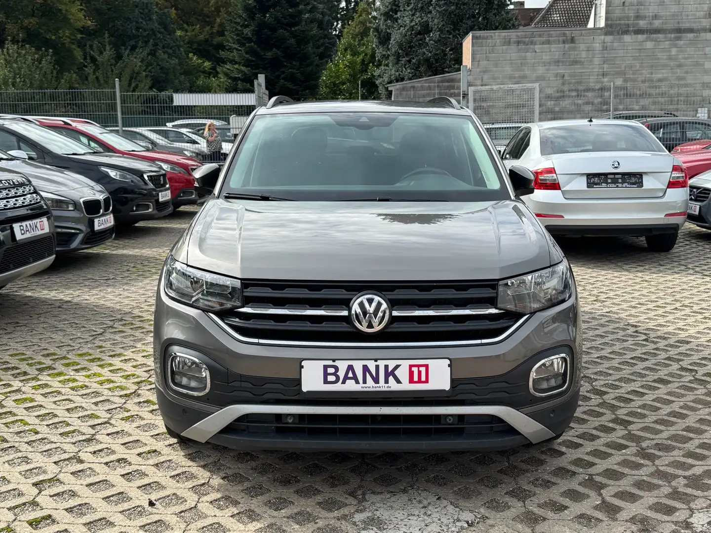 Volkswagen T-Cross United 1,0i*1:hand*Apple Carplay* Grau - 2