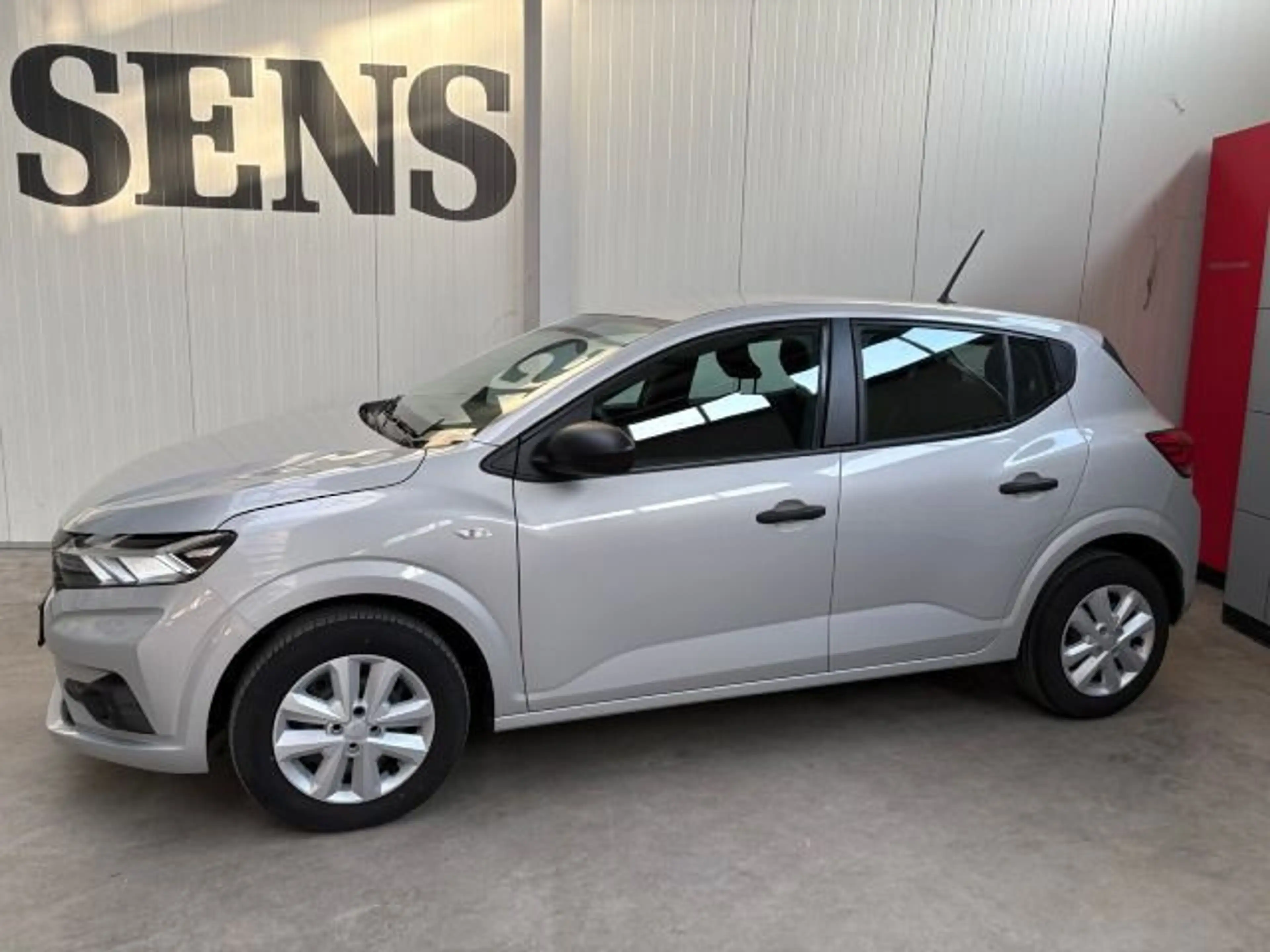 Dacia Sandero III 1.0 TCe 100 LPG Essential — photo 2