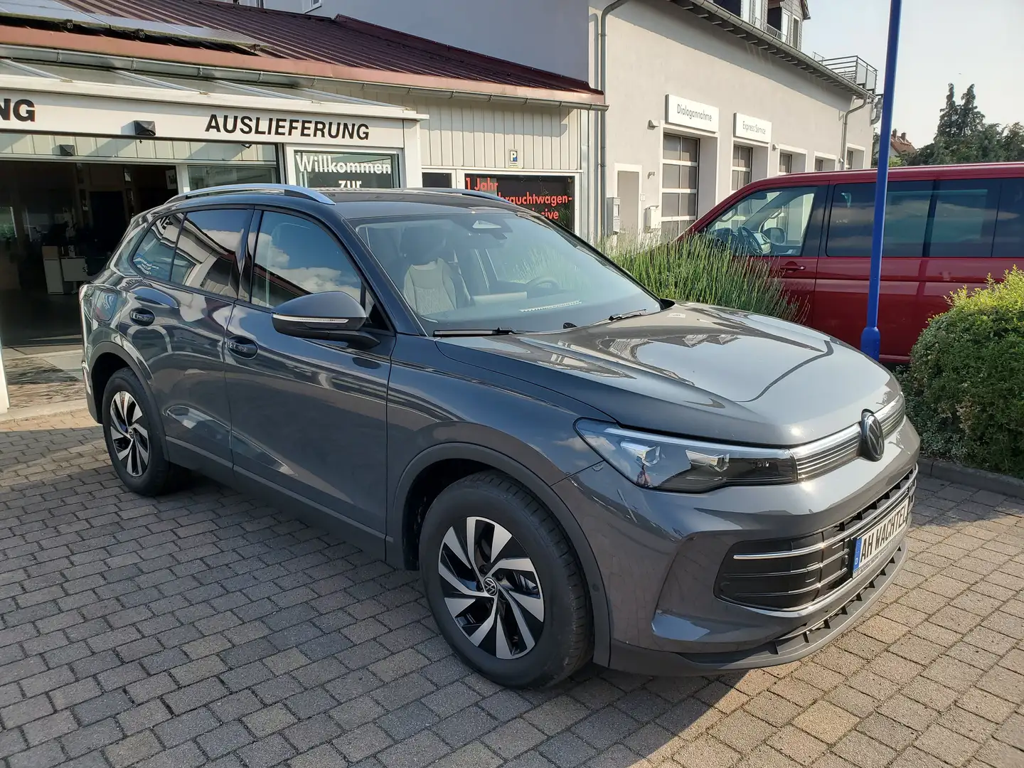 Volkswagen Tiguan 1.5 eTSI 110 kW Life Plus el.Klappe LED-Plus Gris - 2