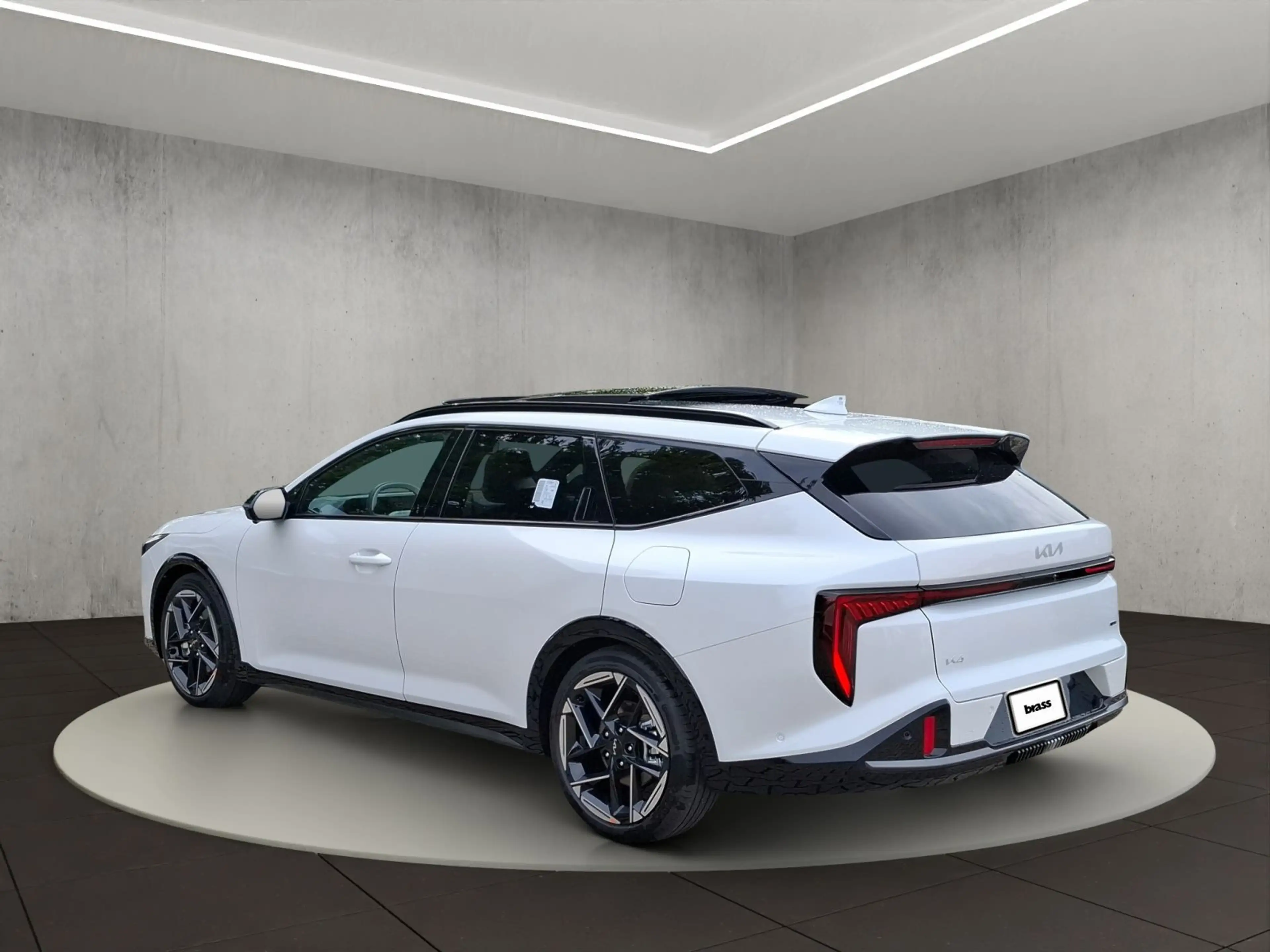 Kia K4 SW 1.6T 180 DCT GTL DWP+ SZ — photo 3
