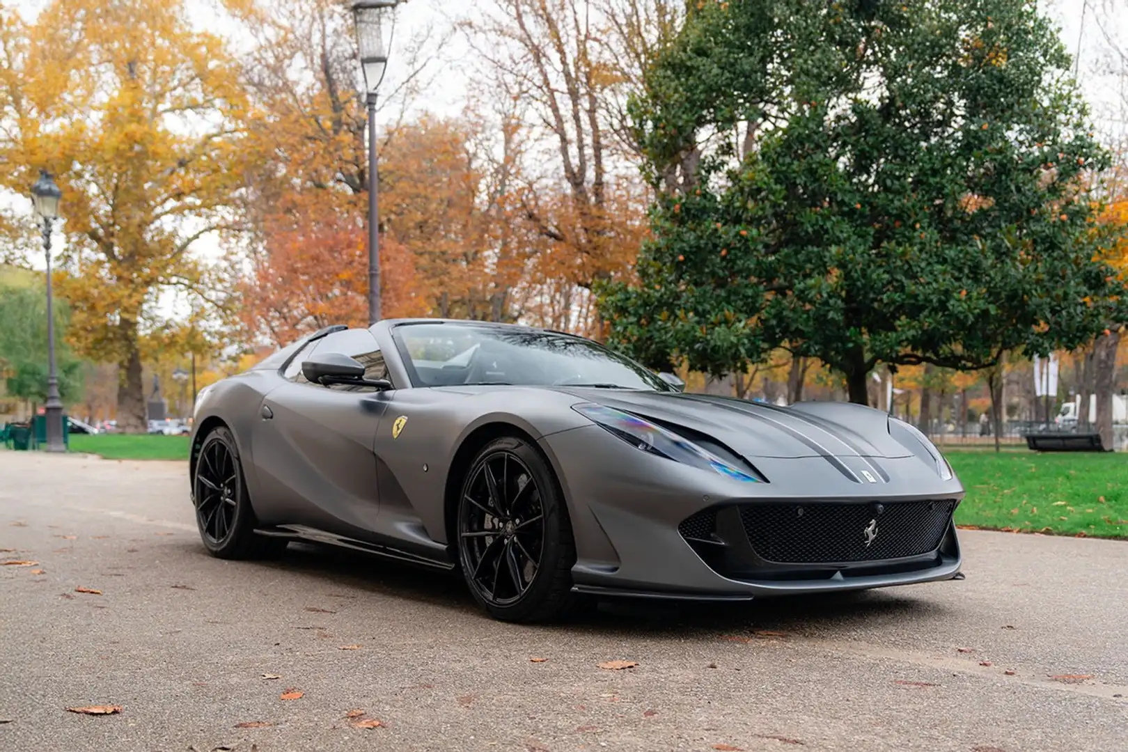 Ferrari 812 GTS - ATELIER - Grigio Silverstone Mat Grau - 1