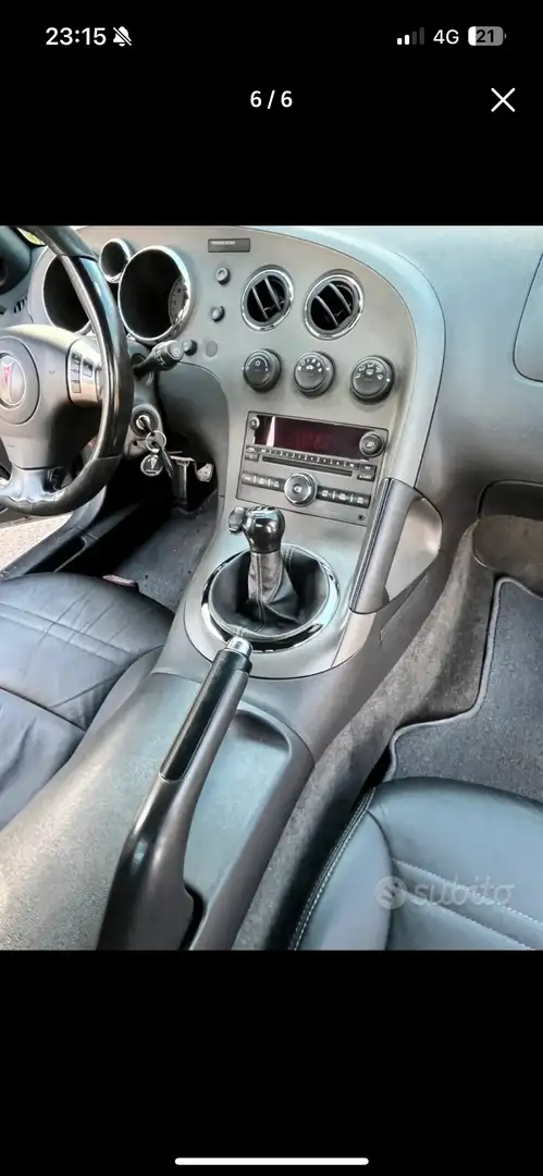 Pontiac Solstice - 2