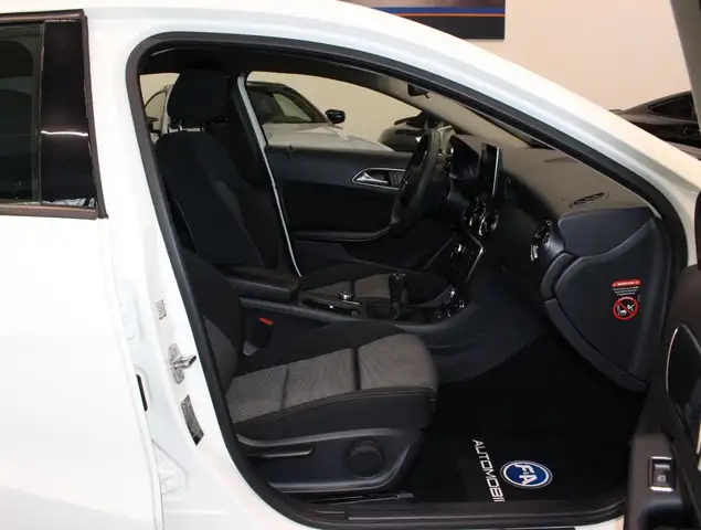 Mercedes-Benz A-Class view 8
