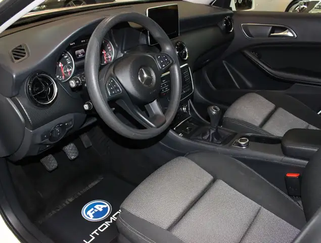 Mercedes-Benz A-Class view 12